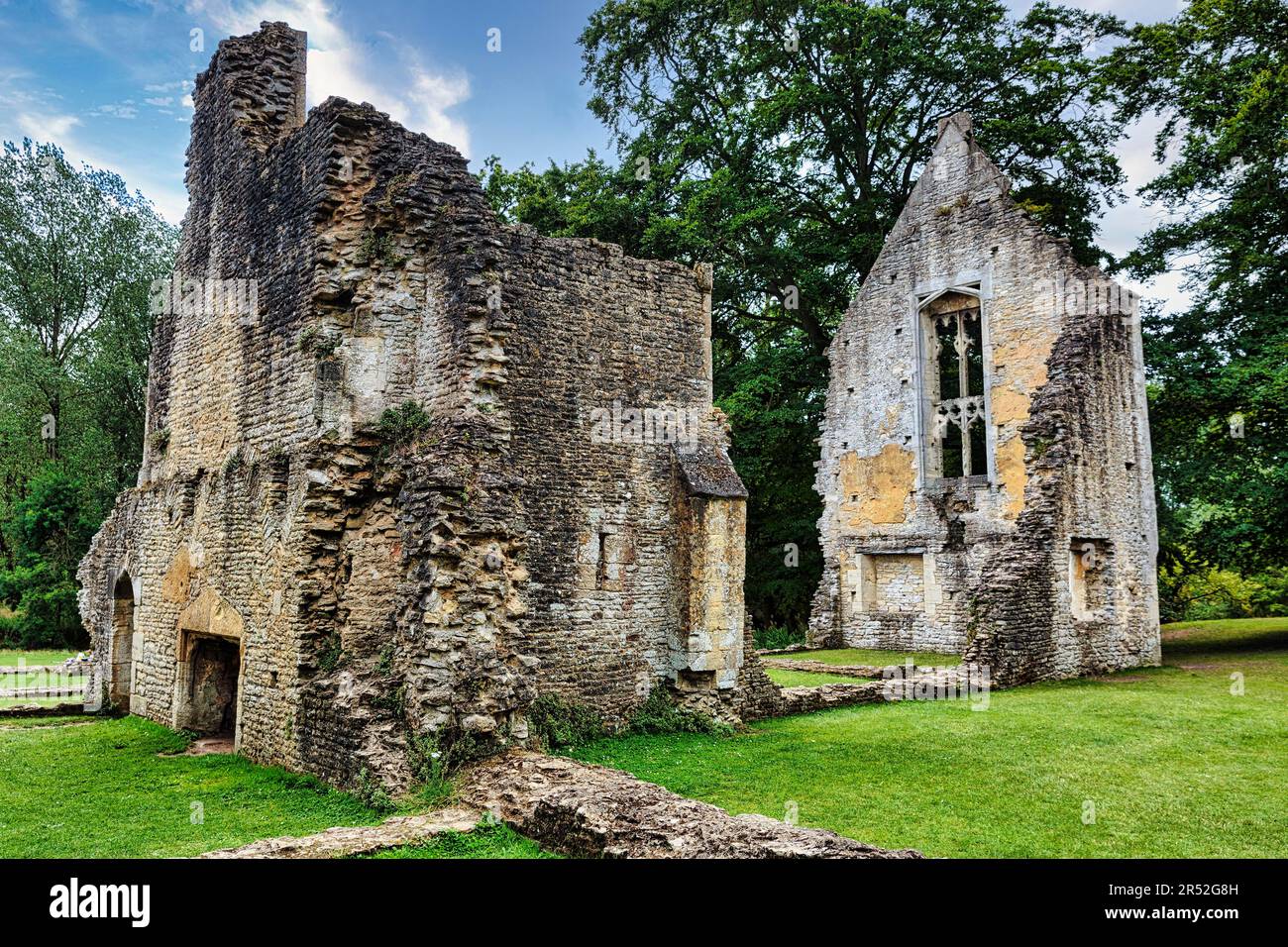 Ruin of Minster Lovell, Oxfordshire, Cotswolds, Angleterre, Royaume-Uni Banque D'Images