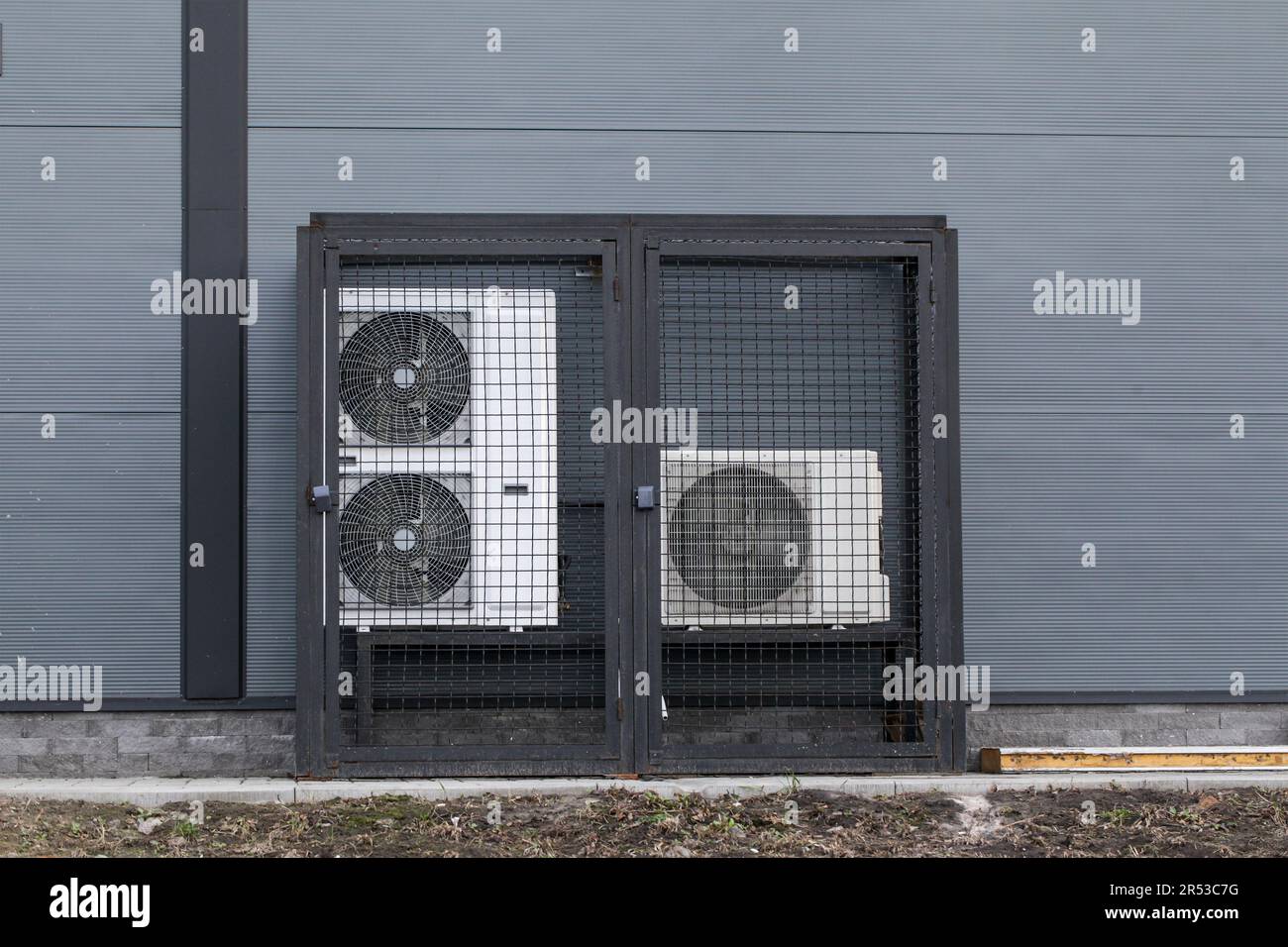 Climatisation industrielle. Systèmes de ventilation. Compresseur extérieur. Banque D'Images