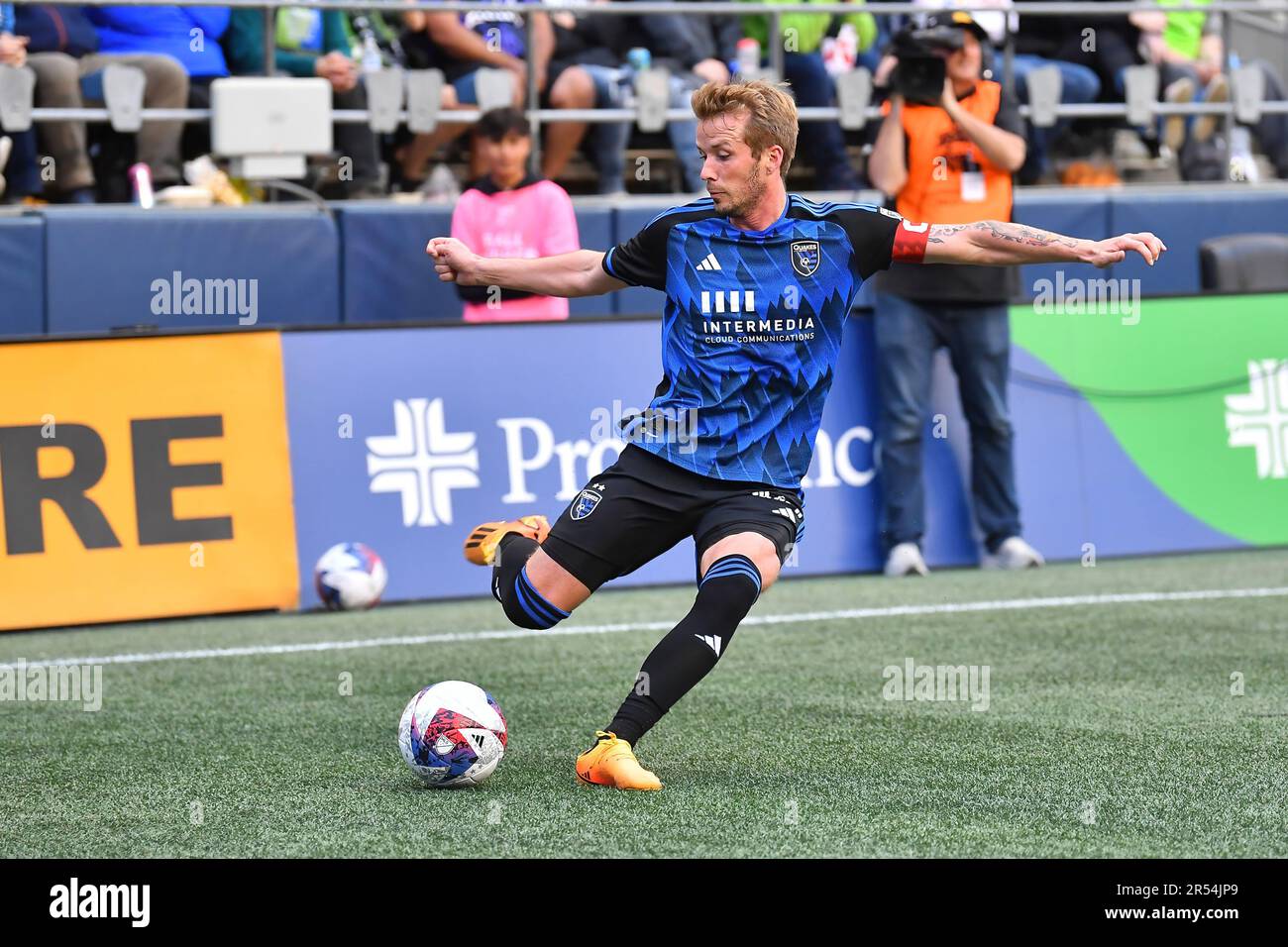 Seattle, WA, États-Unis. 31st mai 2023. Le milieu de terrain des tremblements de terre de San Jose Jackson Yueill (14) se met à feu pendant la première moitié du match de football MLS entre le tremblement de terre de San Jose et le Seattle Sounders FC à Lumen Field à Seattle, WA. Steve Faber/CSM(Credit image: © Steve Faber/Cal Sport Media). Crédit : csm/Alay Live News Banque D'Images