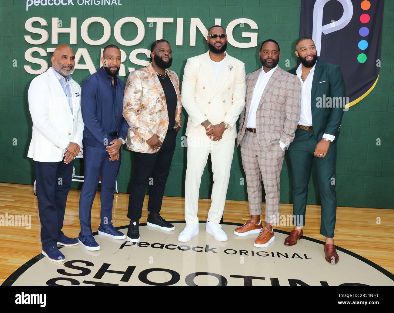 Westwood, États-Unis. 31st mai 2023. DRU Joyce II, Lil Dru Jyce III, Sian Cotton, LeBron James, Willie McGee, Roméo Travis arrive à la première des stars de tournage qui a eu lieu au théâtre Regency Village à Westwood, en Californie, mercredi, à 31 mai 2023. (Photo de Juan Pablo Rico/Sipa USA) crédit: SIPA USA/Alay Live News Banque D'Images