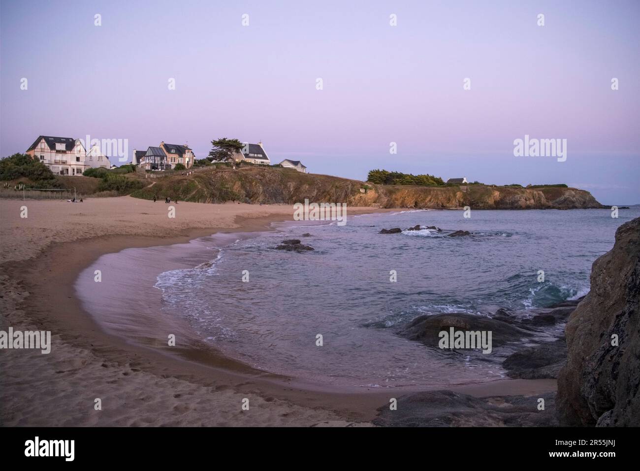 Clohars-Carnoet (Bretagne, nord-ouest de la France) : plage le soir au Pouldu Banque D'Images