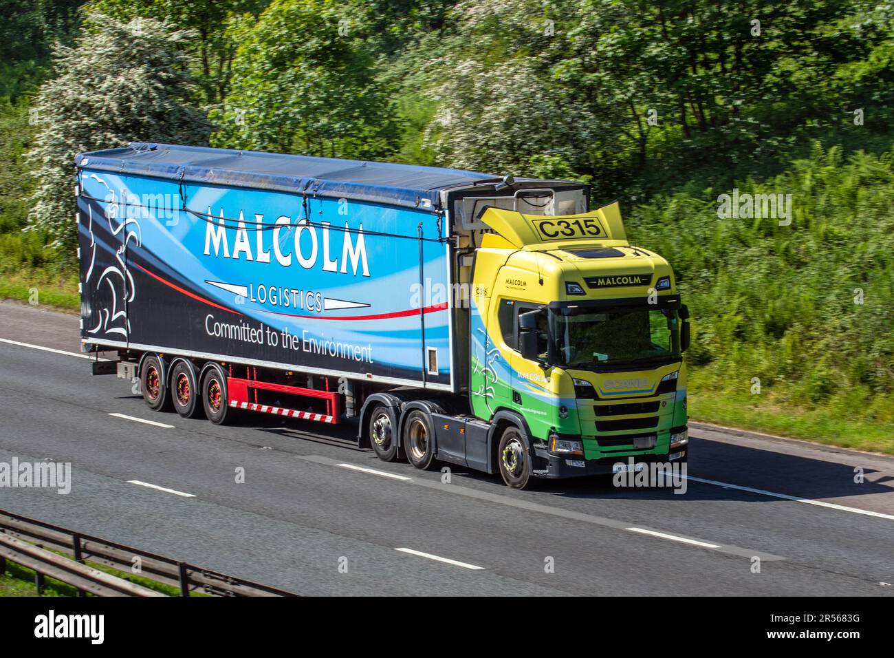 Malcom Logistics transport L768 camions de livraison, camion, transport, camion, transporteur de fret, Scania R450 véhicule, industrie européenne du transport commercial HGV, M6 à Manchester, Royaume-Uni Banque D'Images