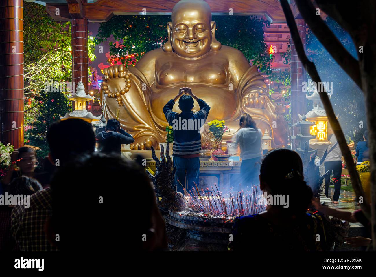 Cérémonie bouddhiste pendant Tet à Saigon Banque D'Images