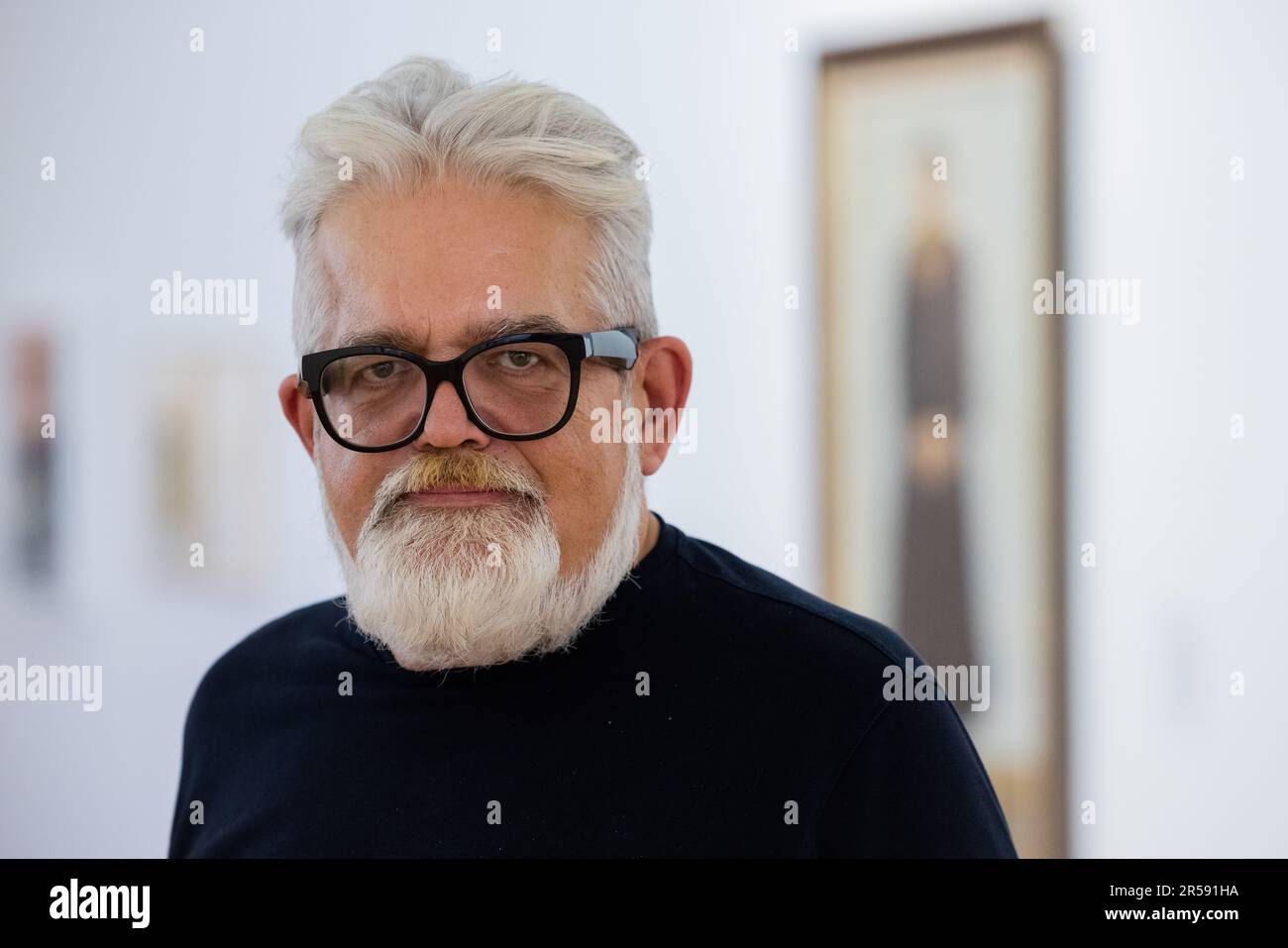 Cologne, Allemagne. 01st juin 2023. Konstantin Akinsha, conservateur, se dresse au Musée Ludwig. L'exposition « Ukrainien Modernism 1900-1930 & Daria Koltsova » sera présentée de 03 juin à 24 septembre 2023. Credit: Rolf Vennenbernd/dpa/Alay Live News Banque D'Images