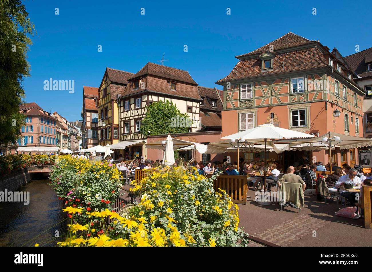 Maisons et restaurants à colombages, quartier des Tanneurs, quartier des Tanners, petite Venise, Vieille ville de Colmar, Alsace, France Banque D'Images