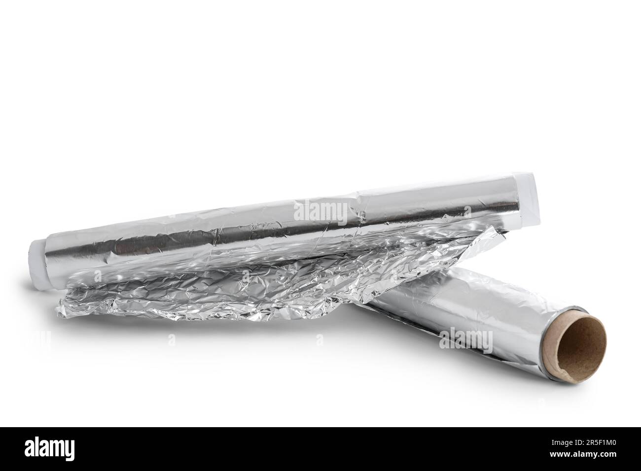 Rouleaux de papier d'aluminium sur fond blanc Banque D'Images