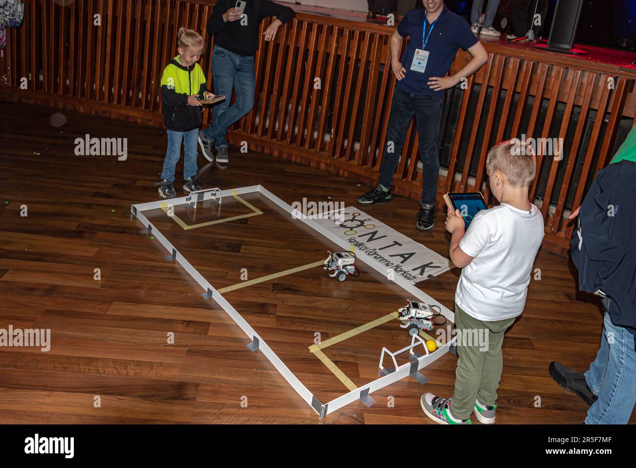 Sarajevo Maker faire aura lieu ce week-end à Skenderija. La foire est une foire internationale de la science, de l'innovation, de la technologie et de la créativité Banque D'Images