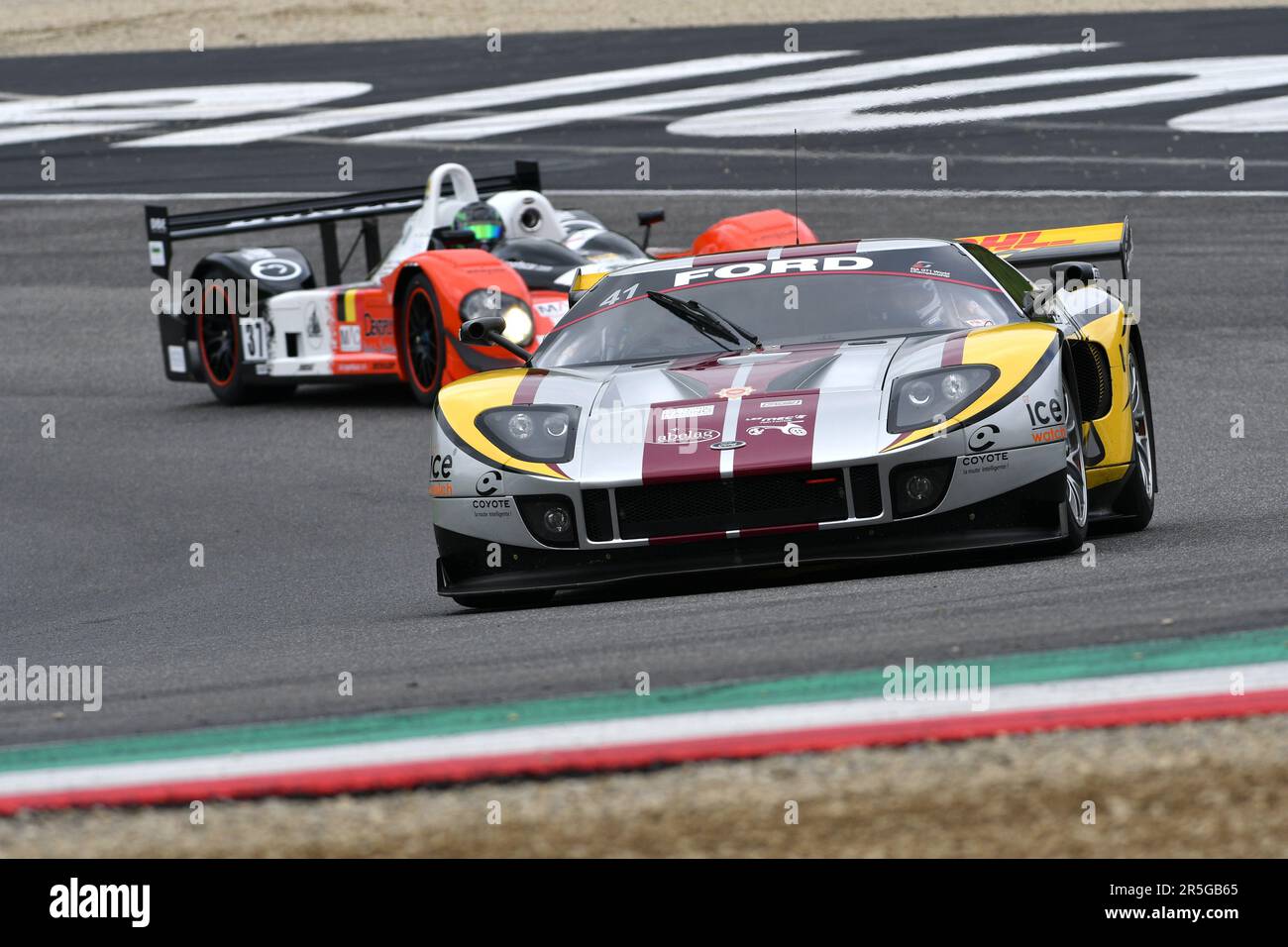 Scarperia, 2 avril 2023: Ford GT année 2010 en action pendant Mugello Classic 2023 au circuit Mugello en Italie. Banque D'Images