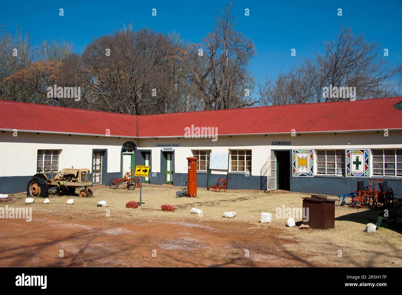 Musée Village de la Ndebele, Botshabelo, Middelburg, Mpumalanga, Afrique du Sud Banque D'Images