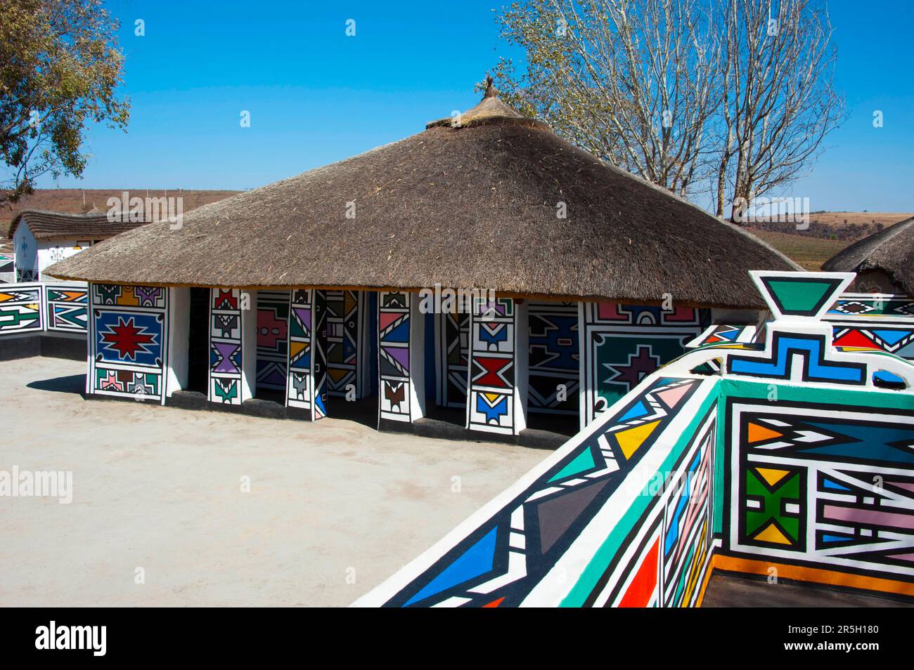 Musée Village de la Ndebele, Botshabelo, Middelburg, Mpumalanga, Afrique du Sud Banque D'Images
