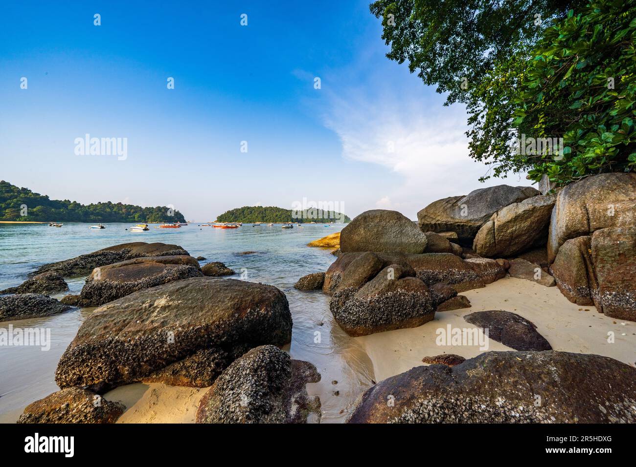 Belle plage sur l'île de Pangkor Banque D'Images