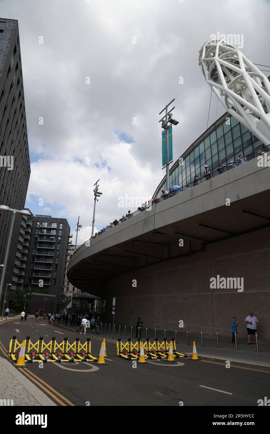 Londres, Royaume-Uni. 03rd juin 2023. Mesures de sécurité sur la route autour du stade lors du match final de la coupe Emirates FA Manchester City / Manchester United au stade Wembley, Londres, Royaume-Uni, le 3rd juin 2023. Crédit : Paul Marriott/Alay Live News Banque D'Images