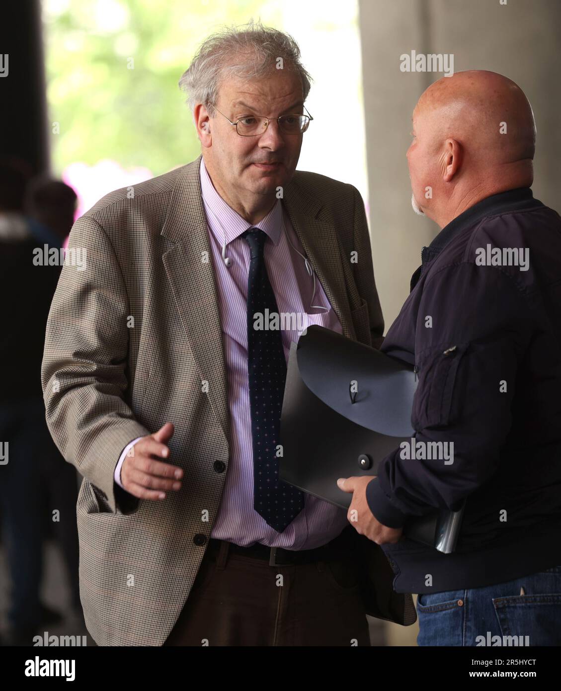 Londres, Royaume-Uni. 03rd juin 2023. Angus Loughran, commentateur sportif et expert à la finale de la coupe Emirates FA, Manchester City et Manchester United au stade Wembley, Londres, Royaume-Uni, le 3rd juin 2023. Crédit : Paul Marriott/Alay Live News Banque D'Images