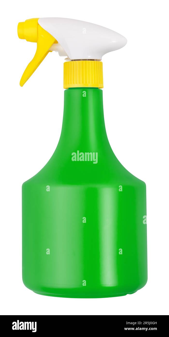 Vaporisateur de bouteille vert isolé sur fond blanc avec passe-cheveux. Pesticides de jardinage et fournitures d'entretien des plantes ou de nettoyage ménager. Élément utile pour Banque D'Images