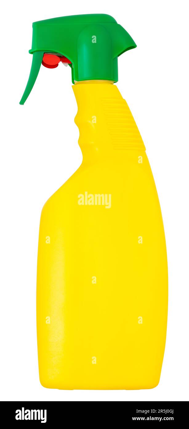 Vaporisateur jaune isolé sur fond blanc avec passe-cheveux. Pesticides de jardinage et fournitures d'entretien des plantes ou de nettoyage ménager. Élément utile pour Banque D'Images