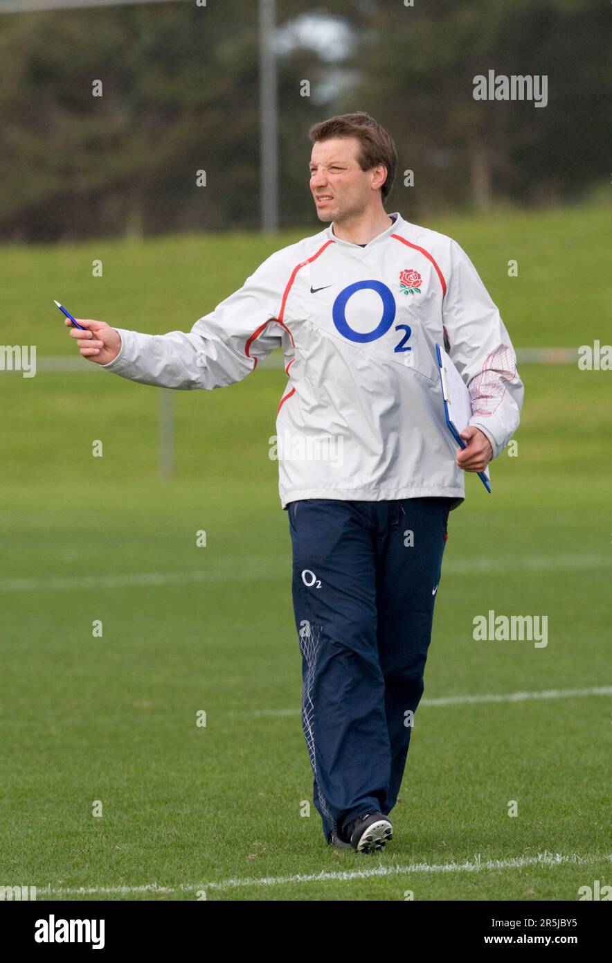 Rob Andrew, responsable de l'équipe de gardien d'Angleterre, lors d'une séance d'entraînement en Angleterre au club de rugby Takapuna, Auckland, Nouvelle-Zélande, vendredi, 06 juin, 2008. Banque D'Images