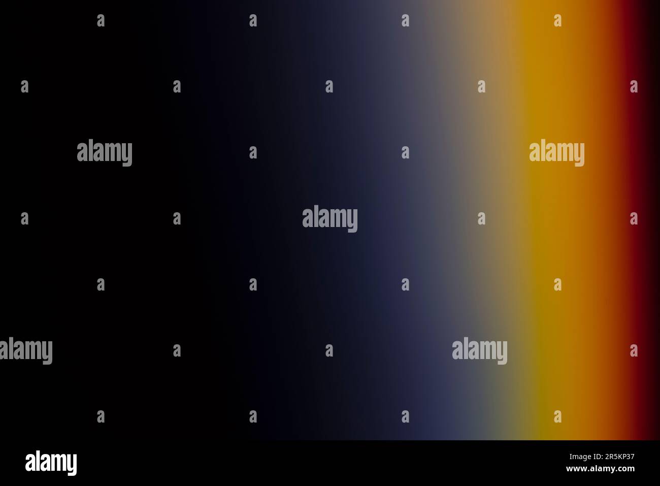 Fuite de lumière analogique produite avec des cristaux de verre et des lumières LED, le fond est noir pur. Idéal pour les revêtements. Banque D'Images