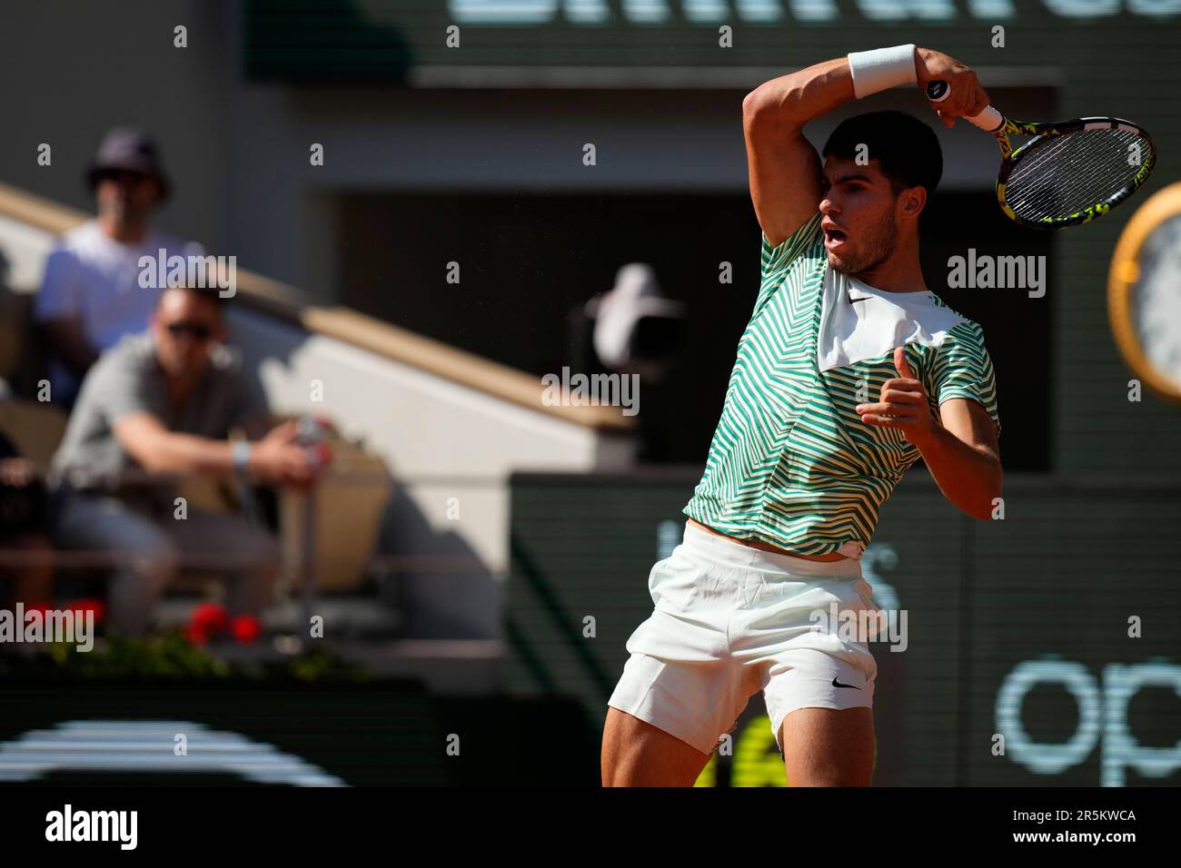 PARIS, FRANCE JUNE 4 Carlos Alcaraz plays a forehand during 4th