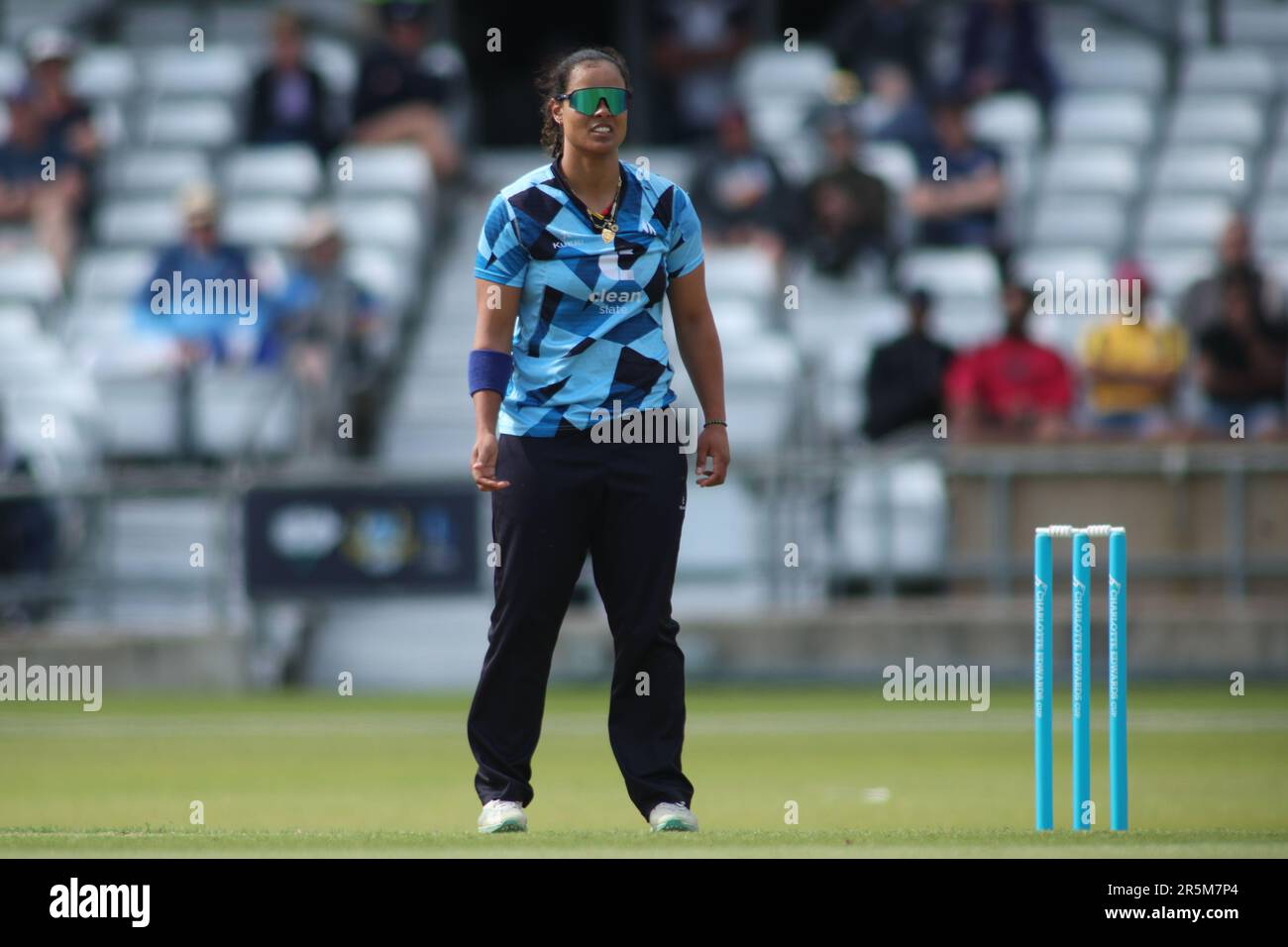 Leeds, Royaume-Uni. 04th juin 2023. Headingley Stadium, Leeds, West Yorkshire, 4th juin 2023. Chloe Tryon of Northern Diamonds lors du match de la coupe Charlotte Edwards entre Northern Diamonds et Southern Vipers au stade Headingley, Leeds Credit: Touchlinepics/Alay Live News Banque D'Images