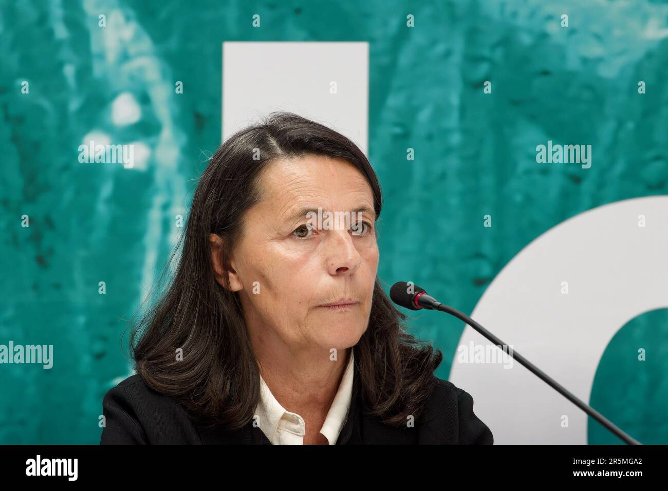 Monica Gallo, garante italienne des droits des prisonniers, parle à l'édition 2023 de la Foire internationale du livre de Turin, Italie. Banque D'Images