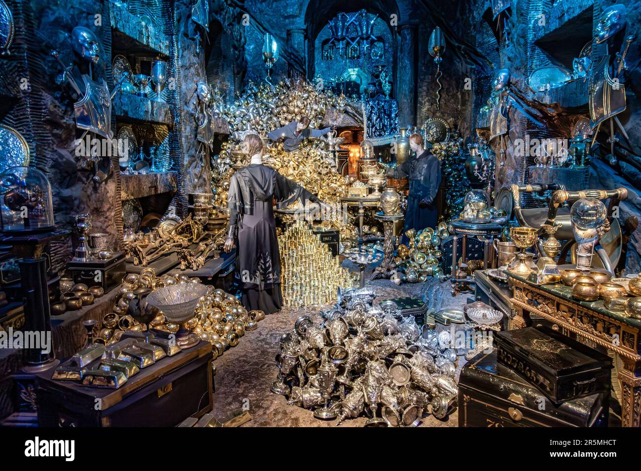 Coffre-fort de banque de Harry Potter ad The Deathly Hallows partie 2 à la Warner Brothers Harry Potter Studio Tour à Watford, Royaume-Uni Banque D'Images