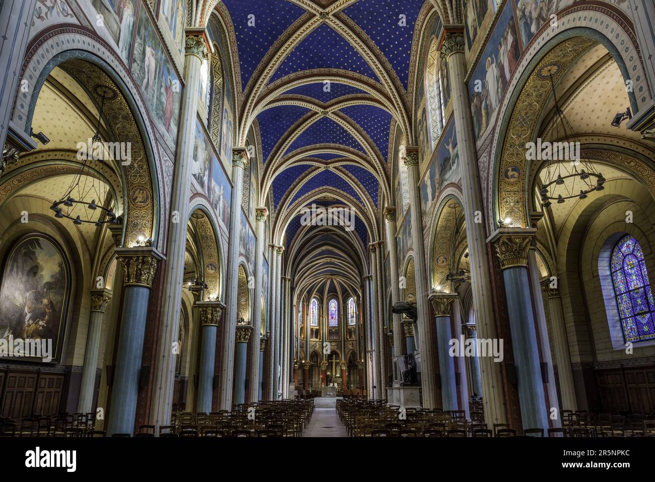 FRANCE. PARIS (6TH ARRONDISSEMENT). ÉGLISE SAINTGERMAINDESPRES