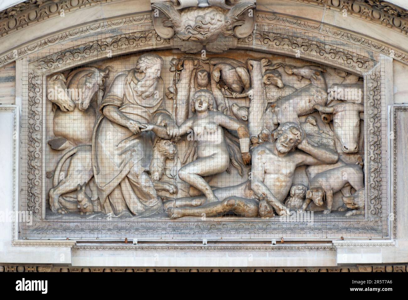 La création - Eve a été créée par Dieu en la prenant de la côte d'Adam - Cathédrale de Milan (Duomo) - façade - Milan - Lombardie - Italie Banque D'Images