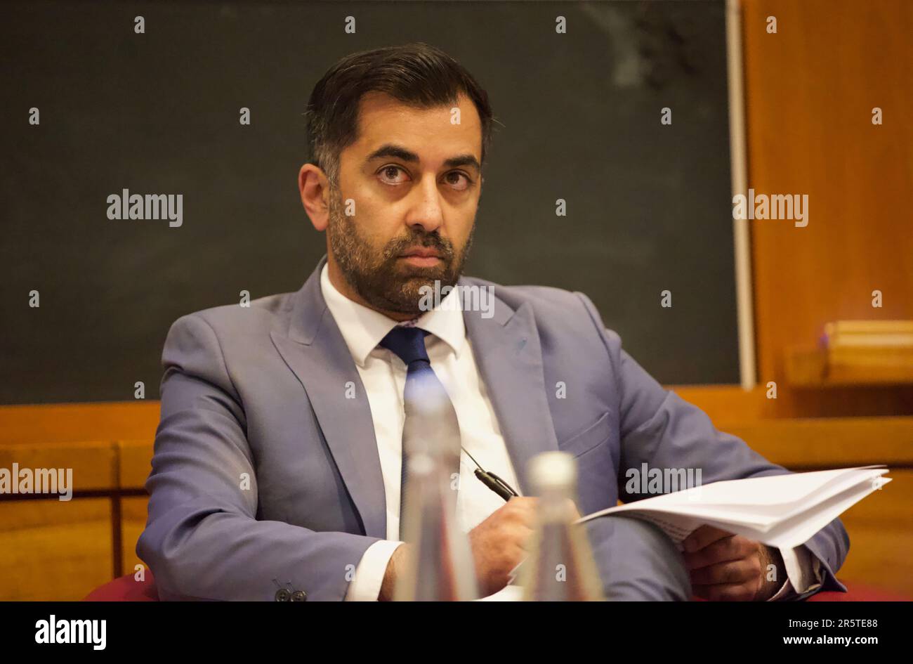 Edimbourg, Royaume-Uni, 5 juin 2023: Le Premier ministre écossais, Humza Yousaf, a posé des questions aux délégués des milieux d'affaires au Forum du SCDI, à la RBS Business School, à Édimbourg. Photo: Terry Murden / Alay Live Banque D'Images