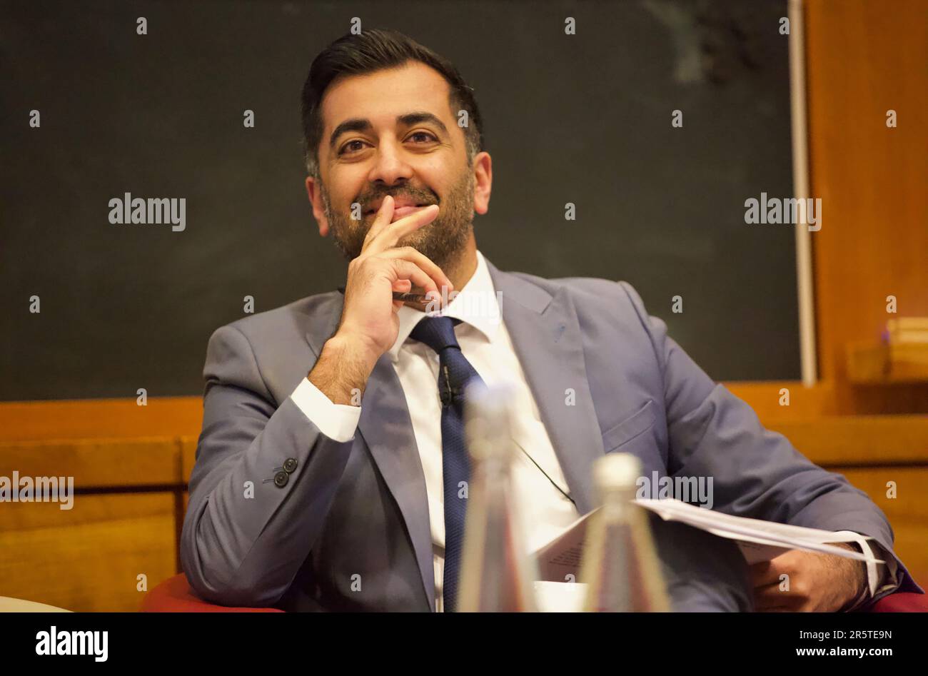 Edimbourg, Royaume-Uni, 5 juin 2023: Le Premier ministre écossais, Humza Yousaf, a posé des questions aux délégués des milieux d'affaires au Forum du SCDI, à la RBS Business School, à Édimbourg. Photo: Terry Murden / Alay Live Banque D'Images