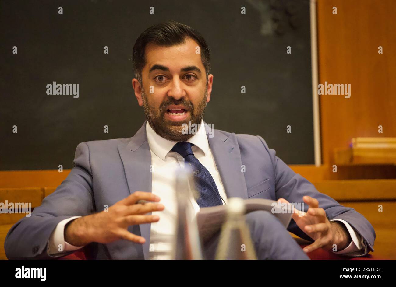 Edimbourg, Royaume-Uni, 5 juin 2023: Le Premier ministre écossais, Humza Yousaf, a posé des questions aux délégués des milieux d'affaires au Forum du SCDI, à la RBS Business School, à Édimbourg. Photo: Terry Murden / Alay Live Banque D'Images