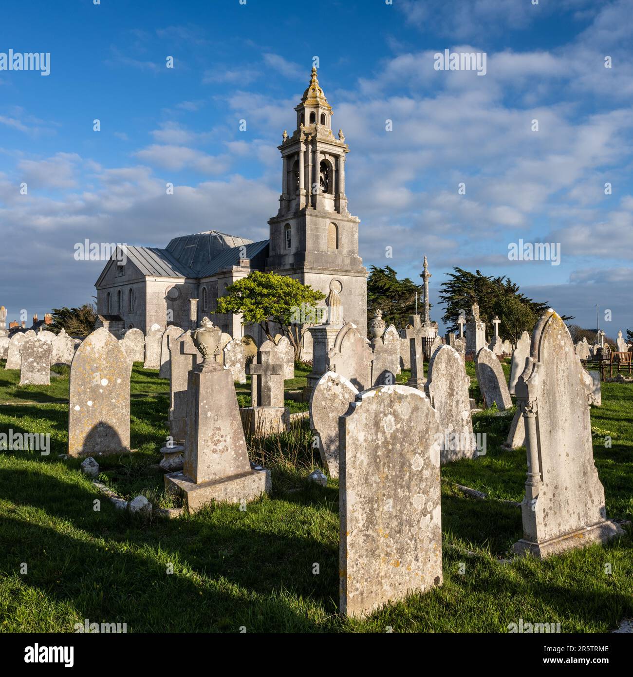 L'ancienne église paroissiale de St George sur l'île de Portland de Dorset. Banque D'Images