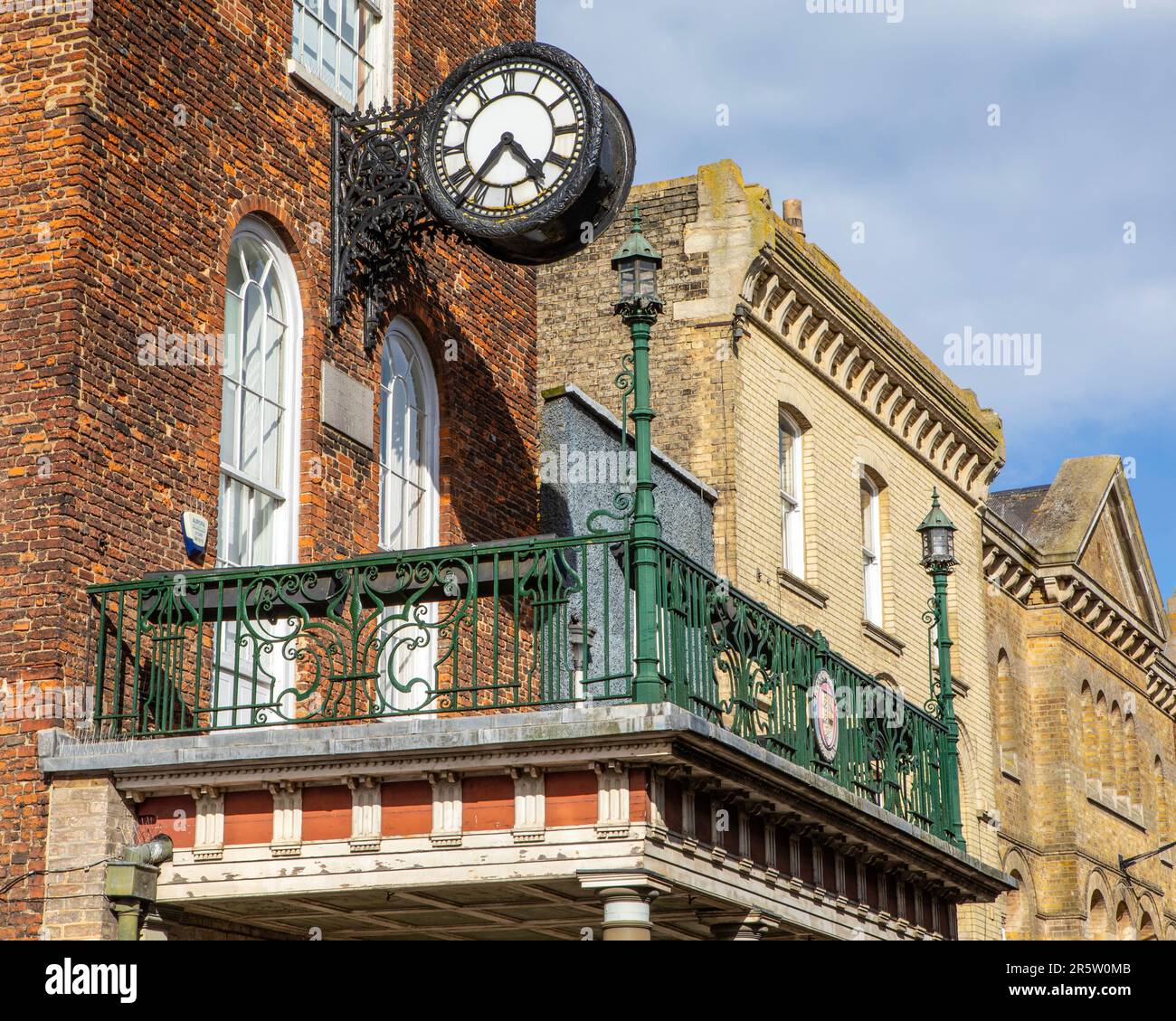 L'extérieur de la Moot Hall dans la ville de Maldon, dans l'Essex, au Royaume-Uni. Banque D'Images