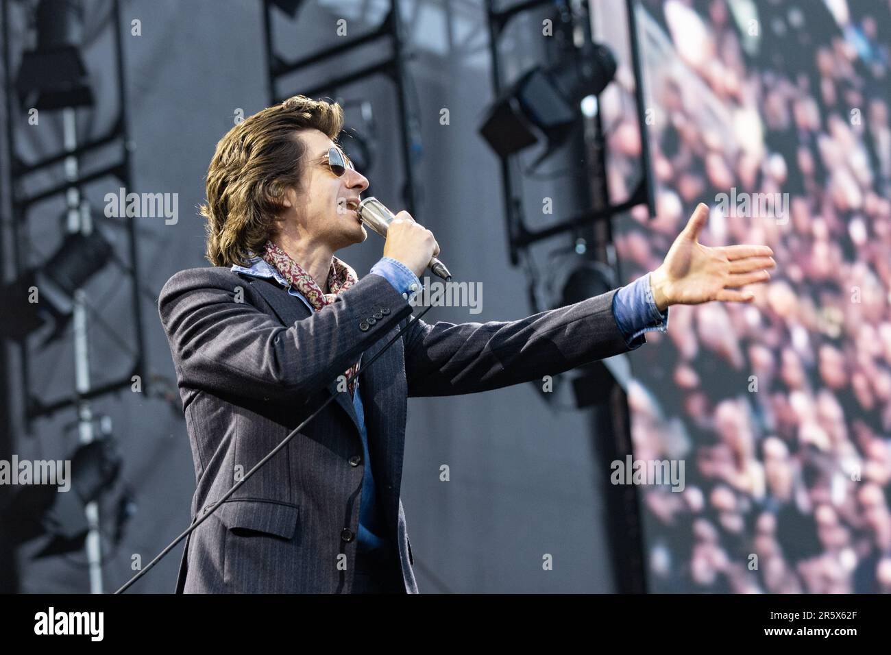 Middlesbrough, Royaume-Uni. 05th juin 2023. Middlesbrough, Royaume-Uni - Arctic Monkeys se produit au stade Riverside, à Middlesbrough, le 5th juin 2023. Crédit photo Jill O'Donnell/Alamy Live News. Pour usage éditorial uniquement. Credit: Jill ODonnell/Alay Live News Banque D'Images Middlesbrough, Royaume-Uni. 05th juin 2023. Middlesbrough, Royaume-Uni - Arctic Monkeys se produit au stade Riverside, à Middlesbrough, le 5th juin 2023. Crédit photo Jill O'Donnell/Alamy Live News. Pour usage éditorial uniquement. Credit: Jill ODonnell/Alay Live News Banque D'Images