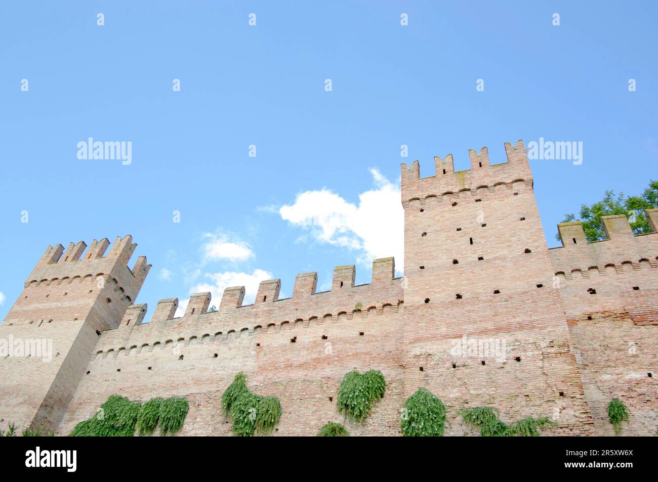 Mur de ville, médiéval, Gradara, Marche, Italie Banque D'Images