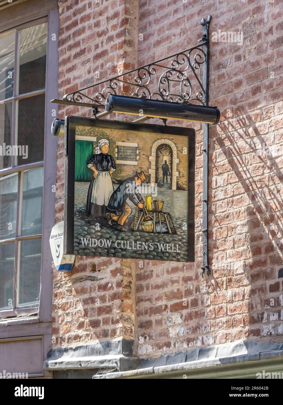 Panneau de pub de veuve Cullen's Well Steep Hill Lincoln City, Lincolnshire, Angleterre, Royaume-Uni Banque D'Images