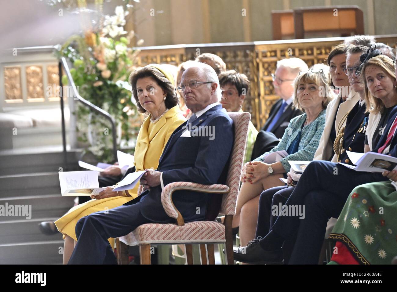 Strangnas, Suède. 06th juin 2023. Le roi Carl Gustaf et la reine Silvia visitent la cathédrale de Strängnäs, en Suède, à l'occasion de la Journée nationale de la Suède, le 6 juin 2023. La visite à Strängnäs attire l'attention sur le fait que c'est aujourd'hui 500 ans que Gustav Vasa a été élu roi à Strängnäs en 1523. Le pays est alors entré dans une nouvelle ère qui a façonné l'État national de la Suède. Photo: Pontus Lundahl/TT/code 10050 crédit: TT News Agency/Alay Live News crédit: TT News Agency/Alay Live News Banque D'Images