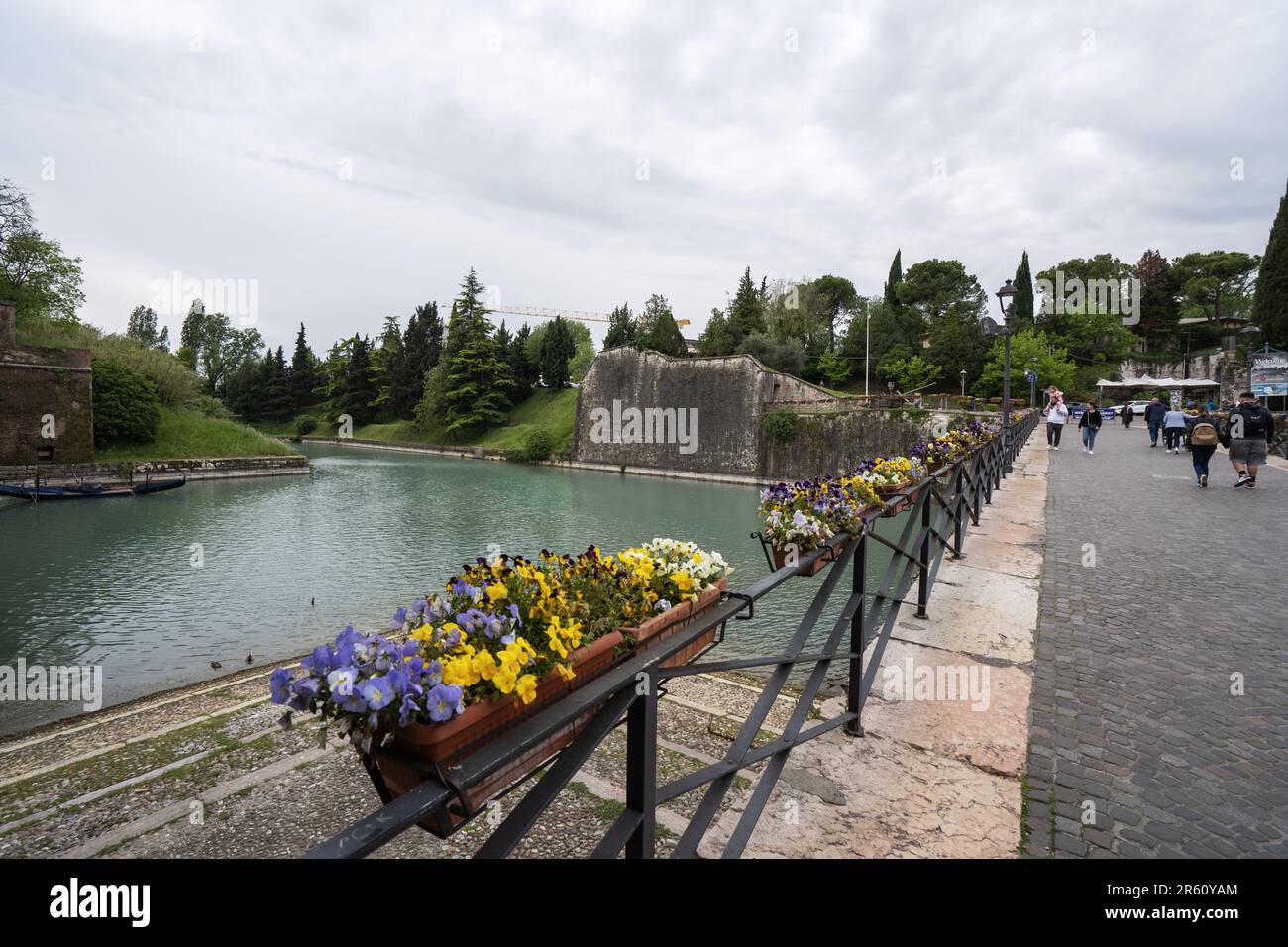 Pont Porta Brescia, Peschiera del Garda, Vénétie, Italie, Europe Banque D'Images