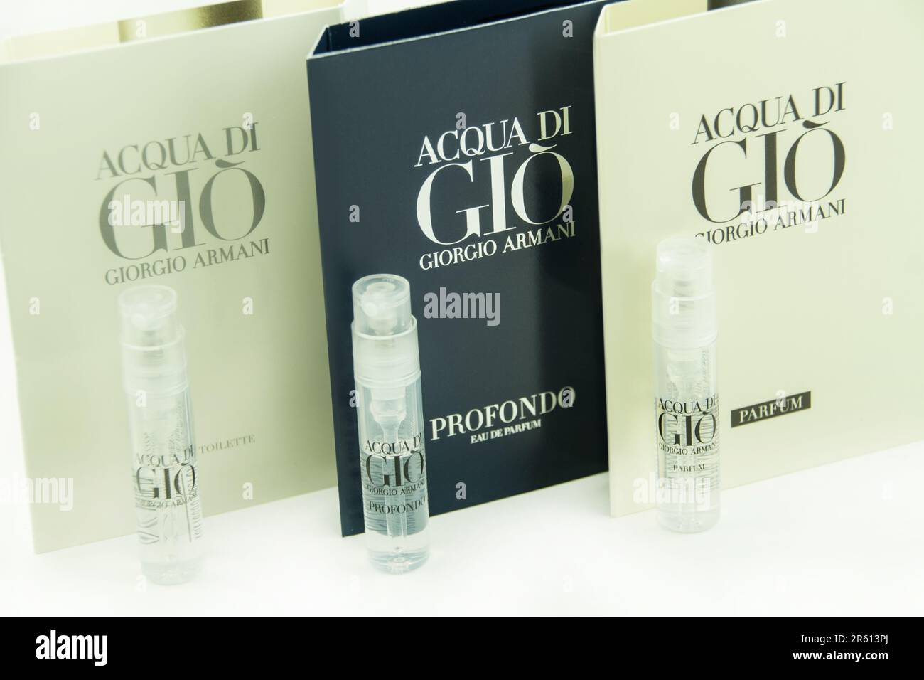 Jeu de testeurs de parfum Flacons Aqua di Gio Giorgio Armani Banque D'Images