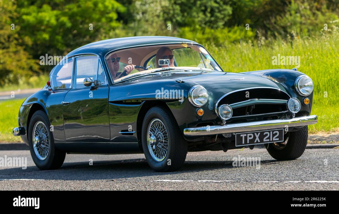 1955 voiture classique Banque de photographies et d’images à haute ...