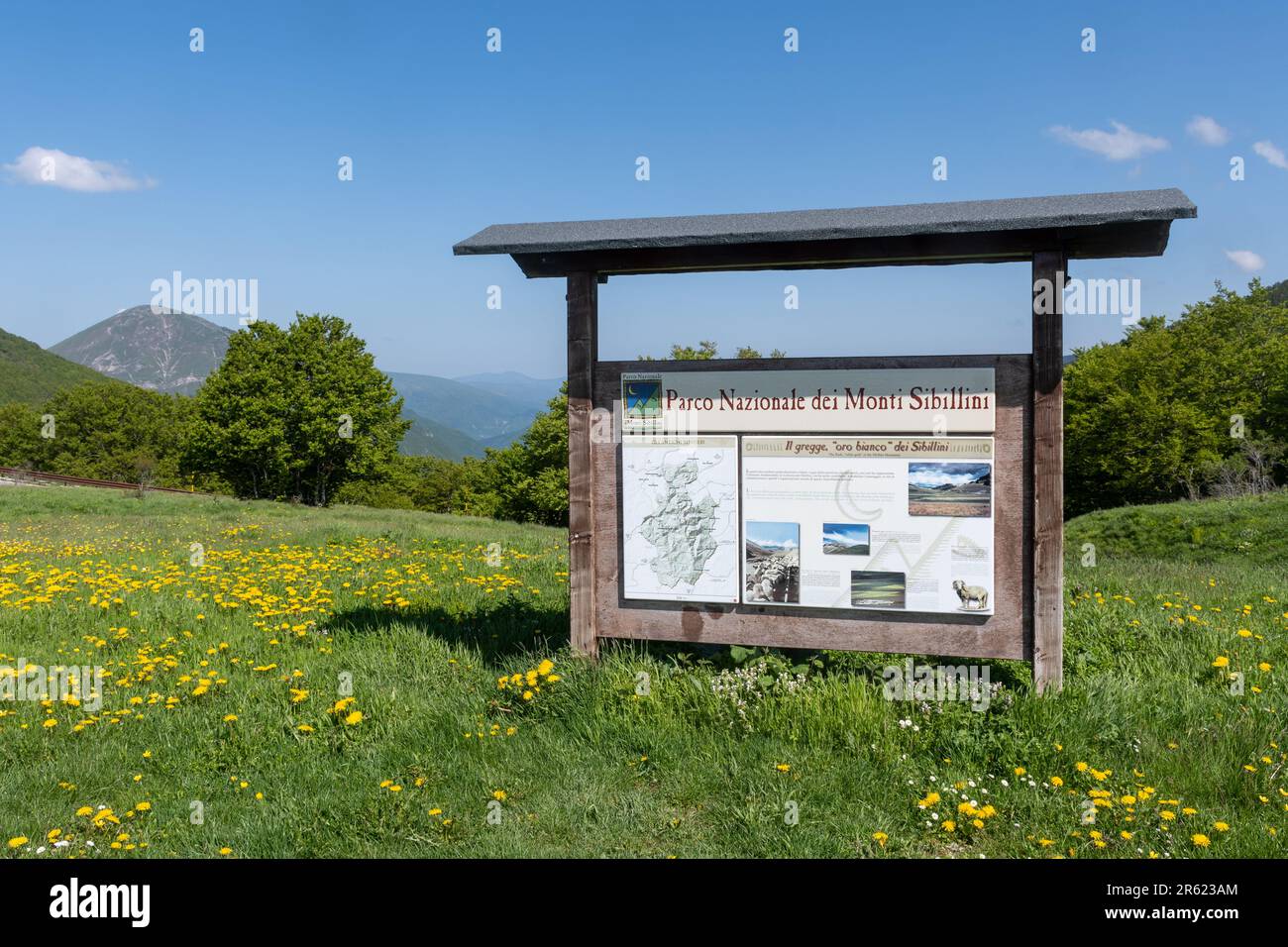 Centre d'information du parc national de Sibillini (Parco Nazionale dei Monti Sibilini), Ombrie, Italie, Europe Banque D'Images