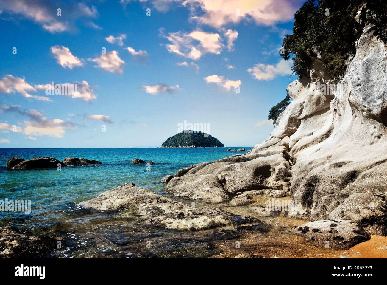 Parc national Abel Tasman et Tasman Bay sur l'île du Sud de la Nouvelle-Zélande. Banque D'Images