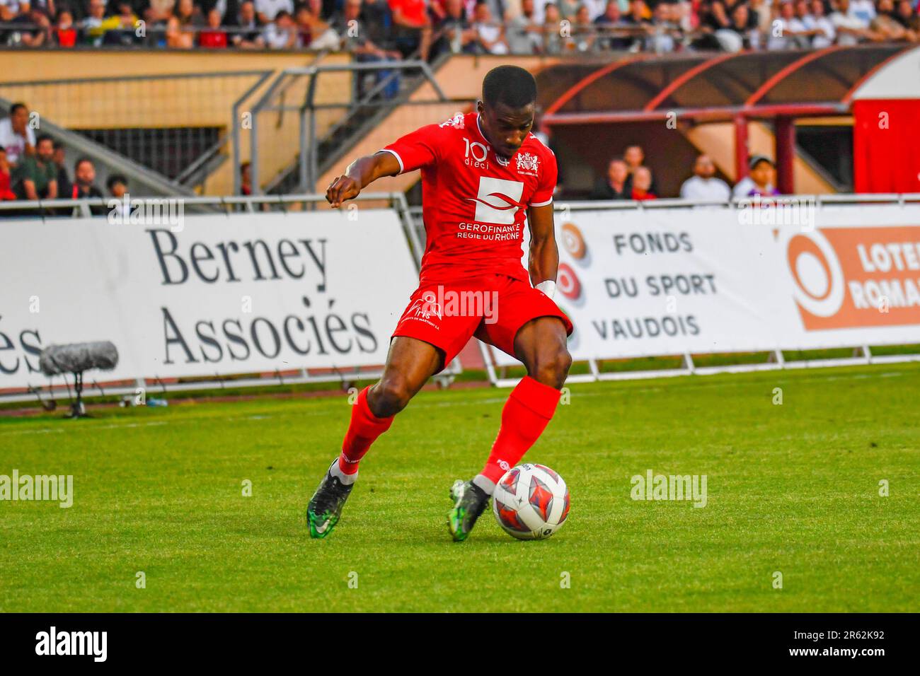 Lausanne, Vaud, Suisse. 6th juin 2023. Edmond Akichi du FC Stade Lausanne-Ouchy (24) est en action lors de la Super League suisse, ronde 2 entre le FC Stade Lausanne-Ouchy et le FC Sion. La Super League suisse, ronde 2, a eu lieu au stade olympique de la pontaise à lausanne, dans la capitale olympique. (Credit image: © Eric Dubost/ZUMA Press Wire) USAGE ÉDITORIAL SEULEMENT! Non destiné À un usage commercial ! Banque D'Images