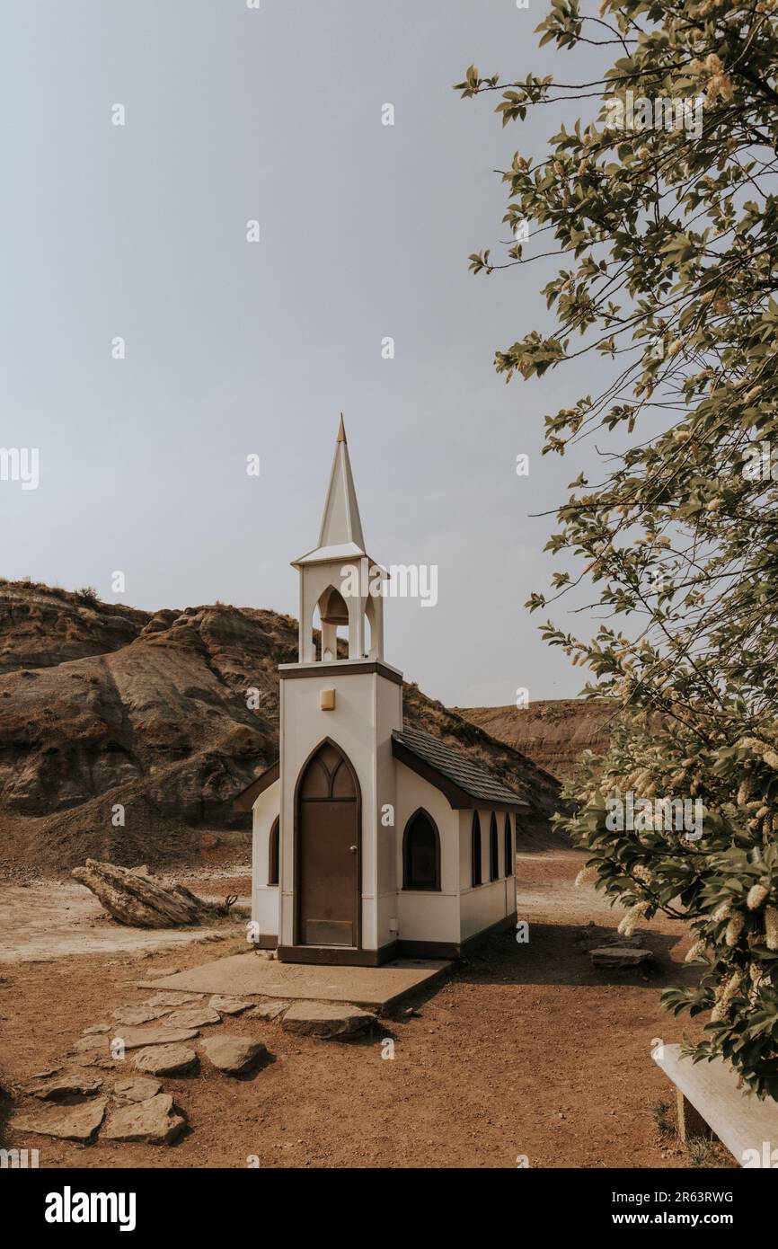 Une scène pittoresque du Little Churchin Drumeller, Alberta, Canada Banque D'Images