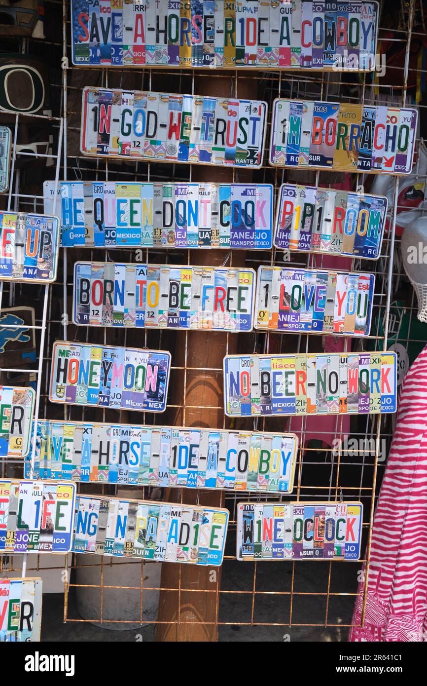 Boutique de souvenirs signe de vente Puerto Morelos Yucatan Mexique Banque D'Images