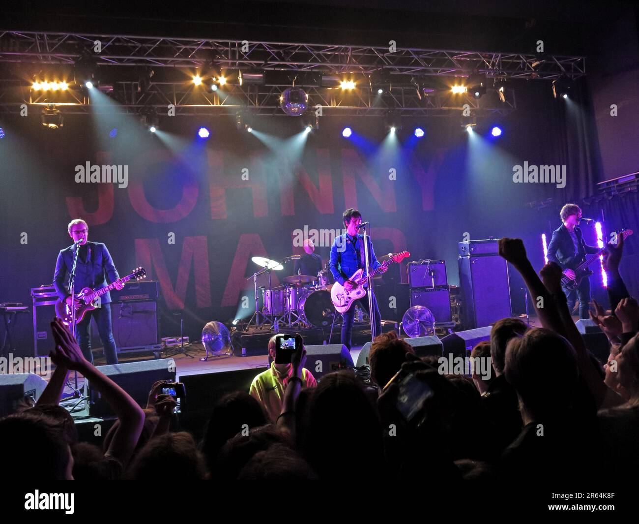Johnny Marr, guitariste précédemment des Smiths, à l'Académie de Manchester, concert 12/10/2013 Banque D'Images