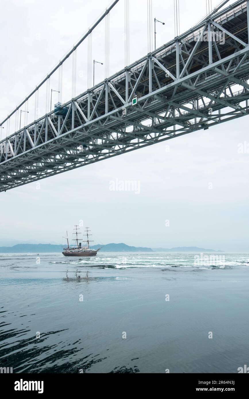 Détroit de Naruto et pont Onaruto Banque D'Images