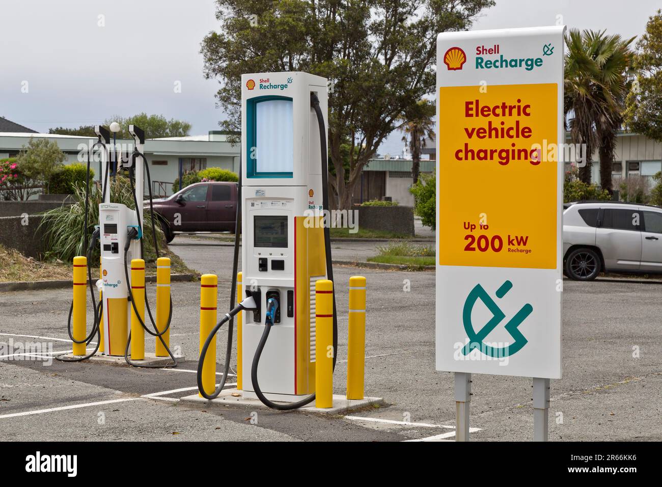 Shell 'recharge' automobile Charging Station, 200kW, Del Norte County, côte ouest de la Californie. Banque D'Images