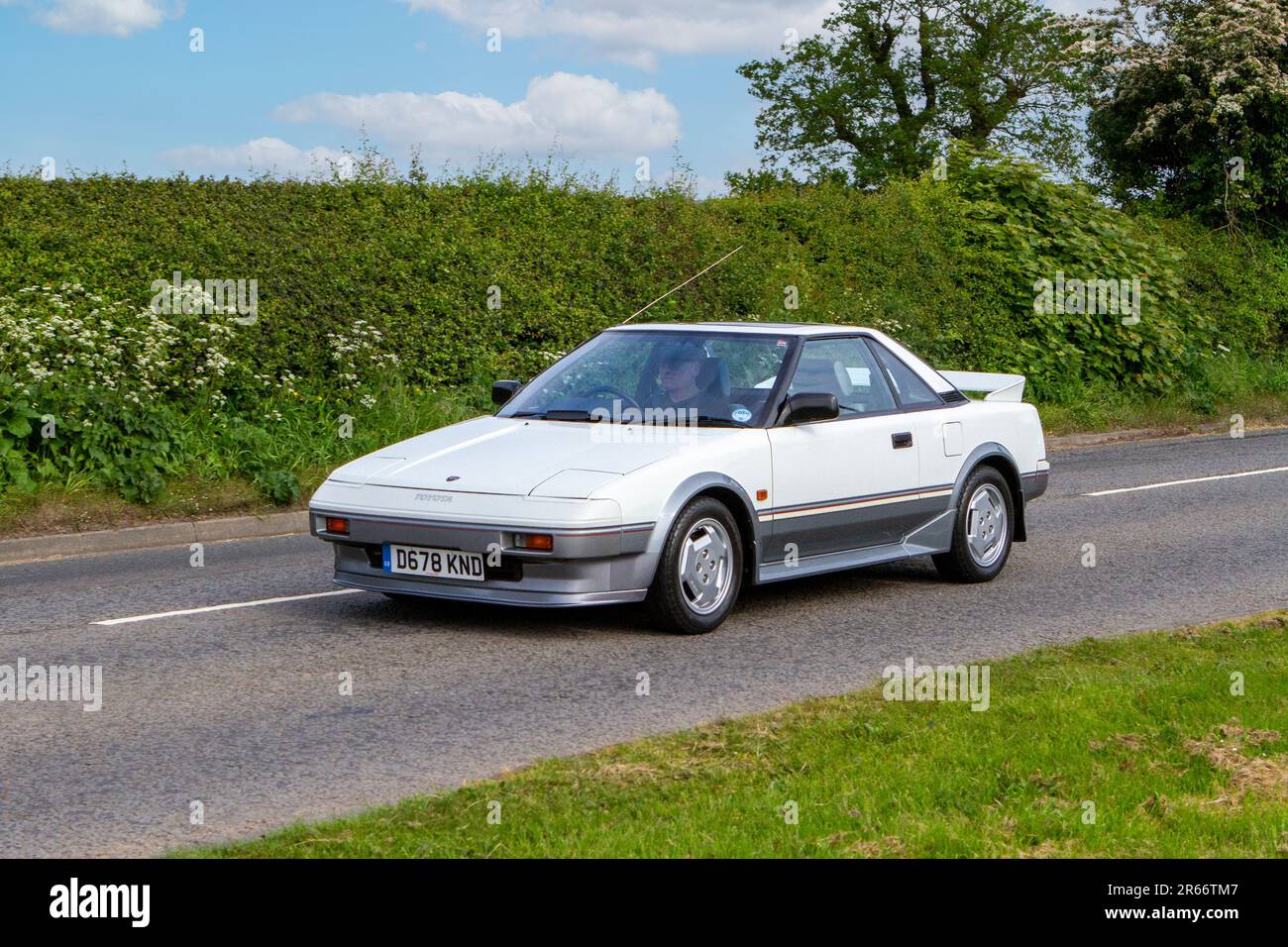 1982 Toyota mr2 voiture vintage classique, moteurs d'antan en route pour Capesthorne Hall Vintage Collectors exposition de voitures, Cheshire, Royaume-Uni Banque D'Images