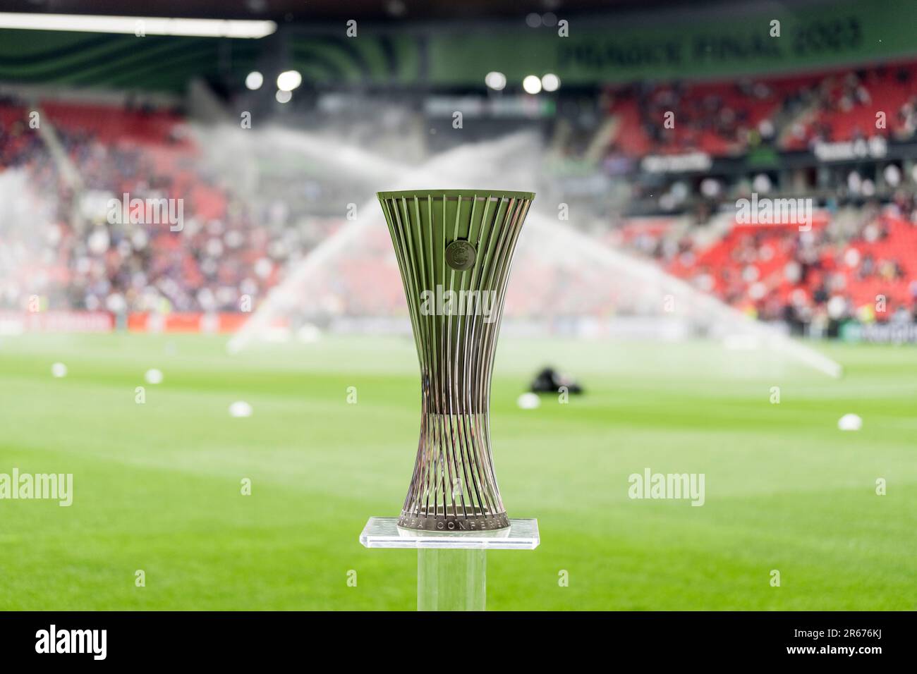 Prague, République tchèque. 07th juin 2023. Trophée UEFA Europa Conference League vu avant la finale de l'UEFA Europa Conference League entre Fiorentina et West Ham United à Fortuna Arena à Prague. Credit: Gonzales photo/Alamy Live News Banque D'Images