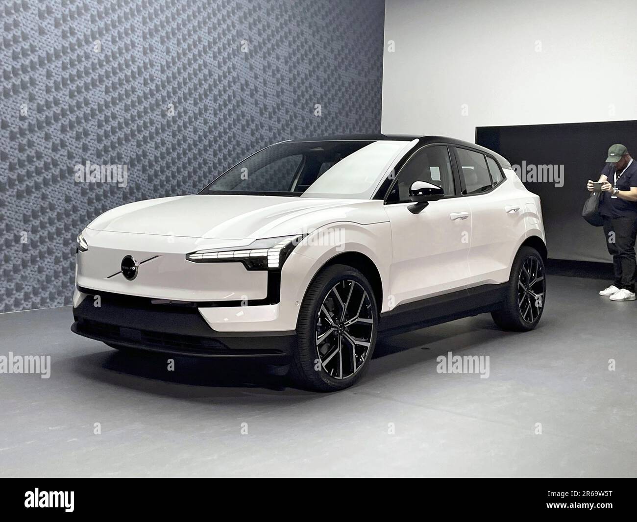 Volvo, a Swedish automaker announces its EX30, the smallest electric vehicle SUV in the lineup and the brand's fourth all-electric option in Milan, Italy on June 7, 2023. The Swedish automaker will plan to only produce battery-powered vehicles by 2030. ( The Yomiuri Shimbun via AP Images ) Banque D'Images